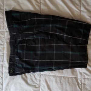 Tony Hawk shorts, blue,green and black size 34